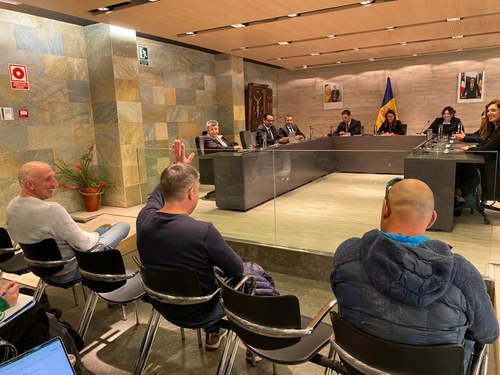 Creació d'estacionament lila gratuït i supressió de la tarifa de migdia en la nova ordinació d'estacionament