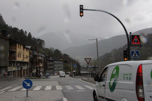 Nous semàfors per reduir la velocitat