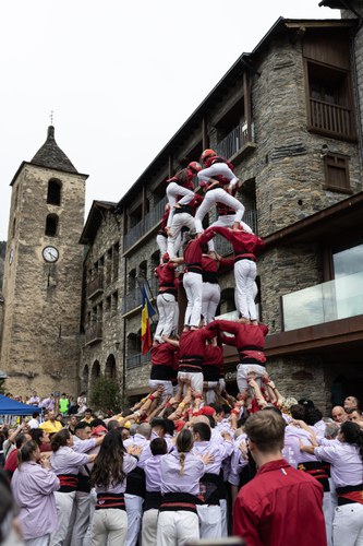 Ordino ha estat l'escenari d'una jornada castellera històrica pels Castellers d'Andorra